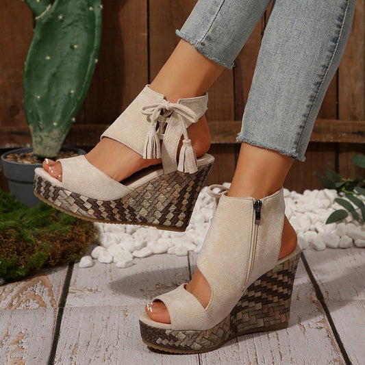 ⏳Begrenzte Zeit 50% Rabatt💥【EU 35-43】👡Damen-Sandalen mit offener Zehenpartie und Plateau-Keilabsatz und Quaste
