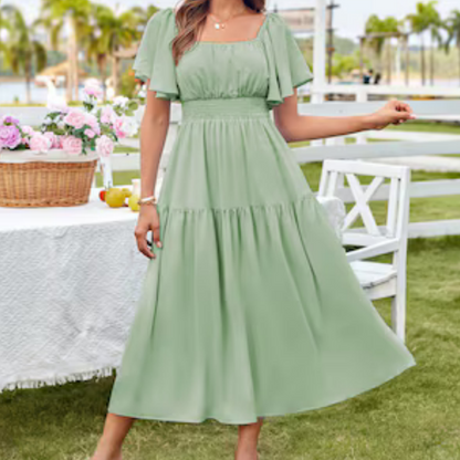Elegantes Kleid mit fließendem, quadratischem Ausschnitt für Frauen