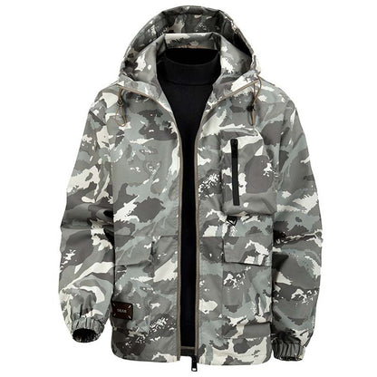 Herren-Kapuzenjacke mit Camouflage-Muster und mehreren Taschen