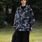 Herren-Kapuzenjacke mit Camouflage-Muster und mehreren Taschen