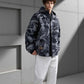 Herren-Kapuzenjacke mit Camouflage-Muster und mehreren Taschen