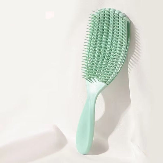 Glättender Kamm für glattes, voluminöses Haar